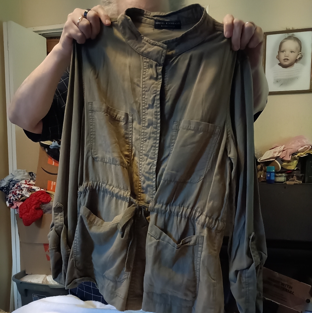 Women Army Green Buttondown Blouse By Social Standard Size Med